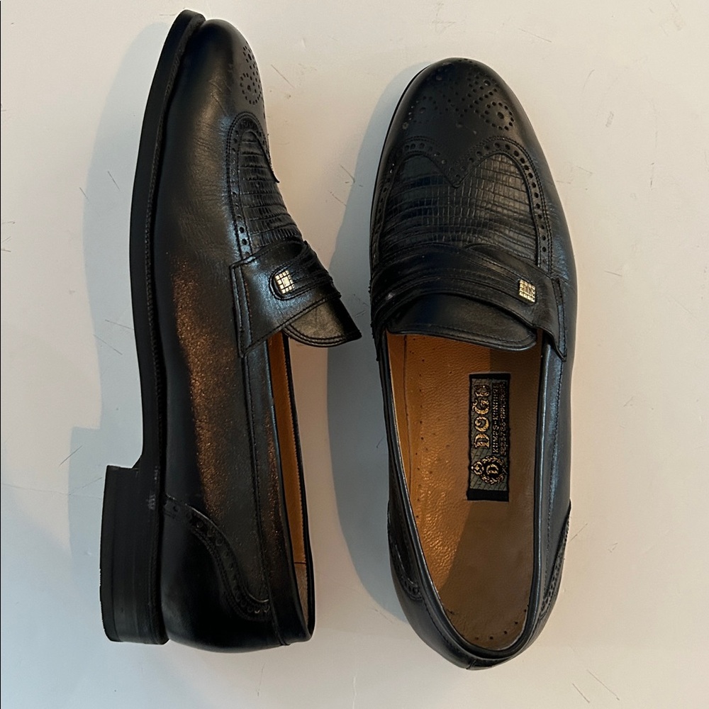 Black men’s dress shoes slip on loafers DOGU can’t find size marking 12.5 guess
